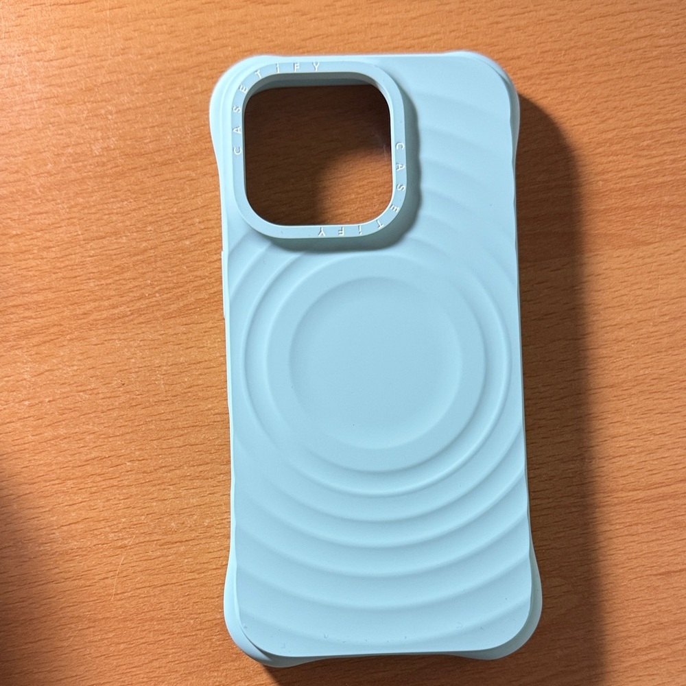 CASETiFY Ripple Case for iPhone 16 Pro